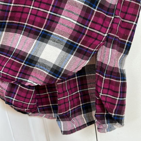 SOLD American Eagle Boyfriend Fit Pink & Blue Flannel - Picture 7 of 9